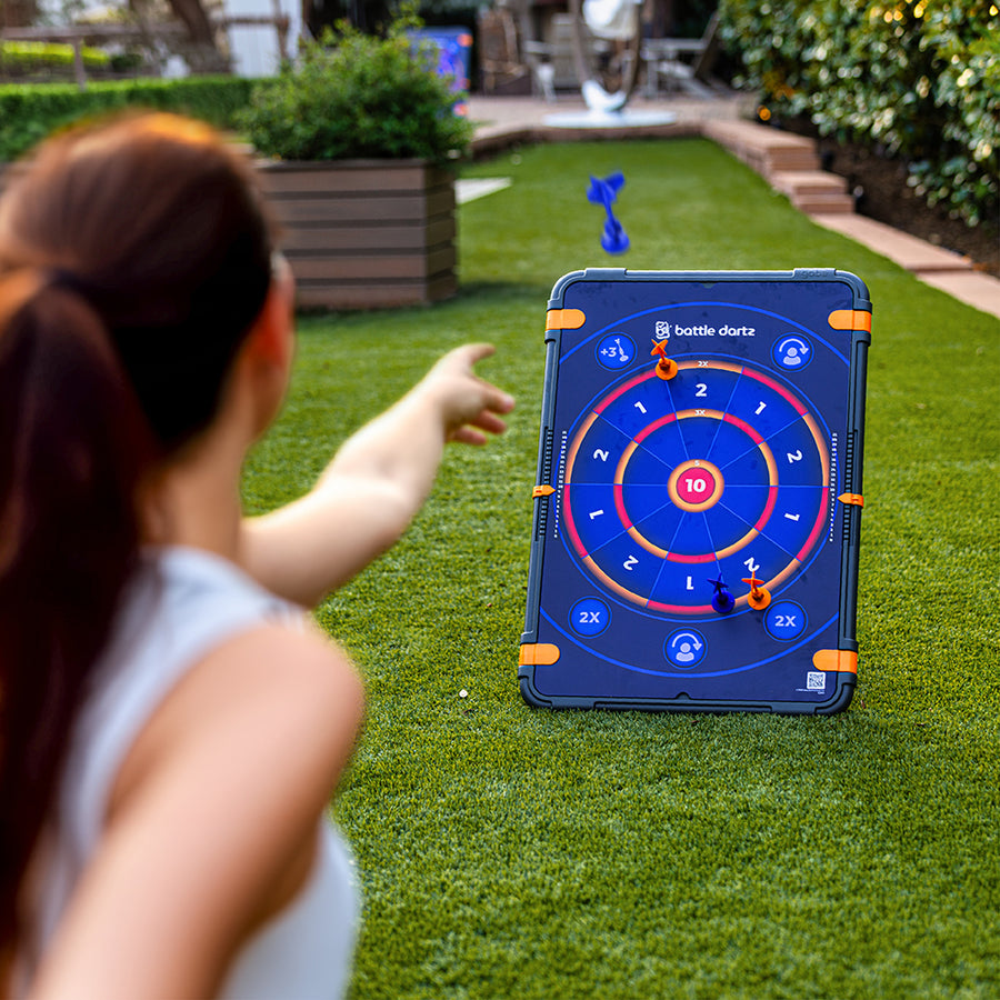 Step 03: Aim. Throw. Score.